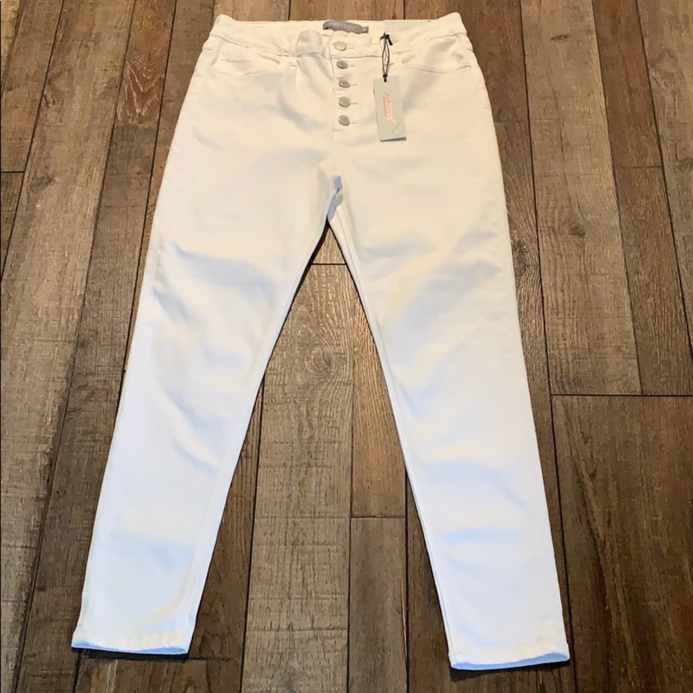 Just USA white skinny jeans NWT sz 14